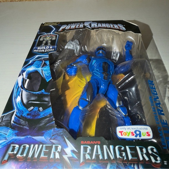 Saban's Power Rangers Blue Ranger Action Figure - Limited Edition - Picture 7 of 9